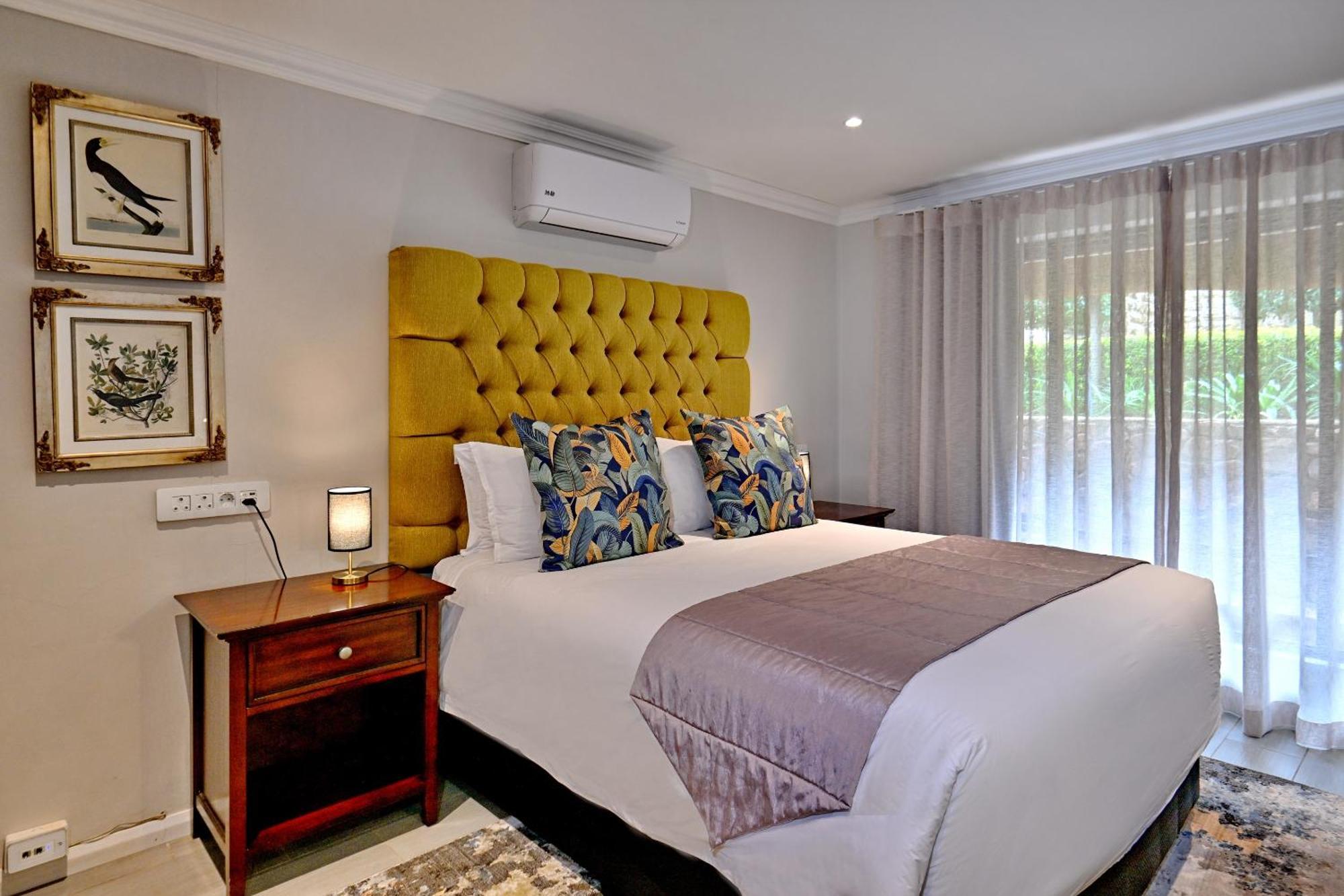Black Eagle & Hotel Roodepoort
